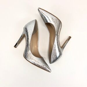 Guess Babbitta Pumps